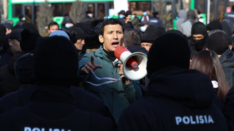 Kazahstanska policija privela desetke ljudi s oporbenih skupova