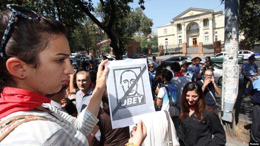 Demonstrators in Yerevan protest against Armenia’s surprise announcement earlier this month that it was joining a Russian-led customs union.