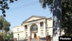 ՀՀ նախագահի նստավայրը Երևանում, արխիվ