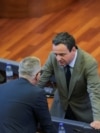 Kryeministri në detyrë, njëherësh kreu i LVV-së, Albin Kurti, në një nga vazhdimet e seancës konstituive. 
