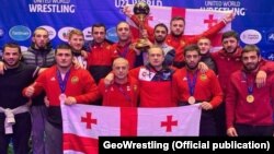 ჩემპიონატზე საქართველოს თავისუფალი სტილით მოჭიდავეთა ნაკრები სულ ათი სპორტსმენით გამოვიდა.