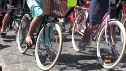 У Харкові відбувся дівочий велопарад (відео)