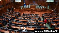 Deputetët e legjislaturës së nëntë gjatë seancës për votimin e ekzekutivit të ri që u mbajt më 19 nëntor 2025. Fotografi ilustruese. 