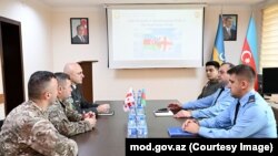 ფოტო აზერბაიჯანში გამართული შეხვედრიდან 