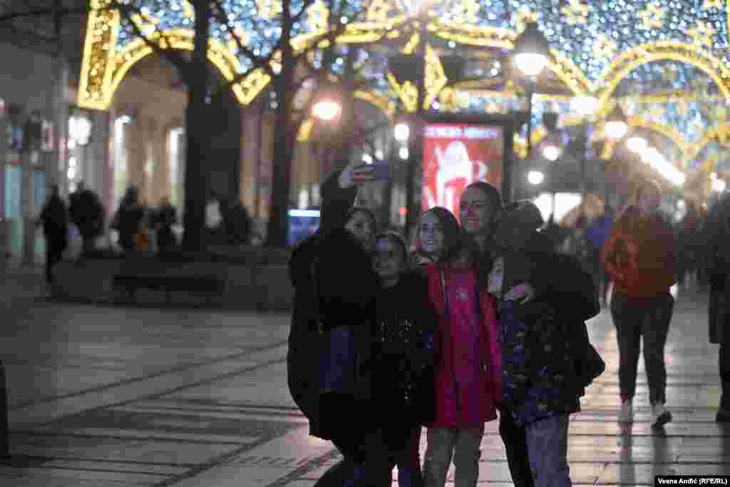 Praznične &quot;selfie&quot; fotografije na ulici.