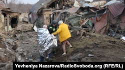 Наслідки удару російською керованою авіабомбою в Запорізькій області, ілюстративне фото, грудень 2025 року