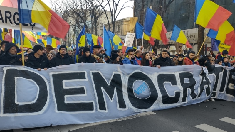 Fresh Protests Erupt In Romania Over Canceled Presidential Election