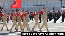 Парад Победы с участием "Юнармии" в Санкт-Петербурге. Фото из соцсетей