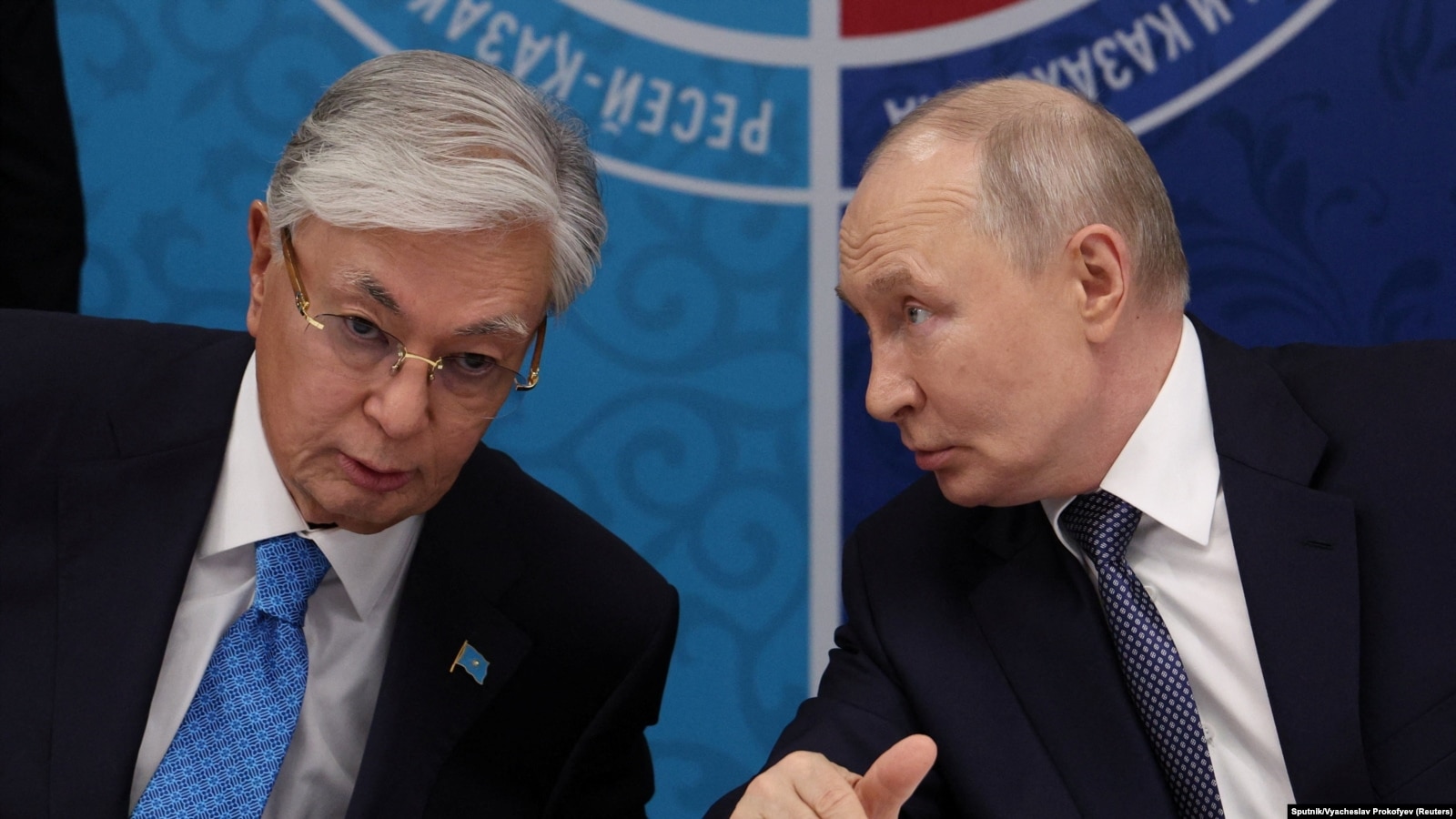 Удари України по НПЗ і дефіцит пального в Росії. Москва звертається по допомогу до Казахстану