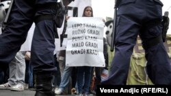 Sa protesta zbog potpisivanja ugovora za "Beograd na vodi"