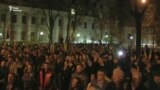 Протести у Києві: люди рушили пікетувати Адміністрацію президента (відео)