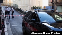 Поліція в Монако на вулиці Rue Révérend Père Louis Frolla після вибуху біля будинку, внаслідок якого постраждав бізнесмен із Дніпра Вадим Єрмолаєв