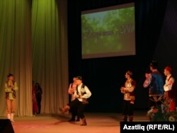 Егетләр осталыкларын күрсәтә