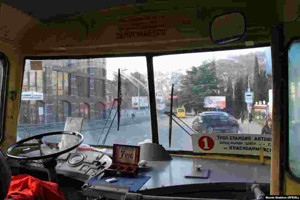 Водительская кабина крымского троллейбуса Skoda 9Tr.&nbsp;