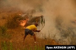 Incendiu în Turcia, 29 iulie 2021/ (Photo by Ilyas AKENGIN / AFP)
