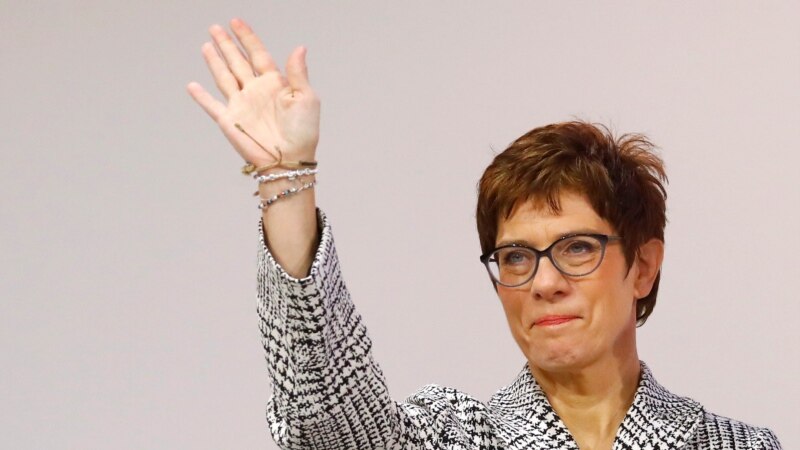 Kramp-Karrenbauer želi ujediniti CDU