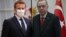 Колаж: Еманюел Макрон (вляво) и Реджеп Ердоган