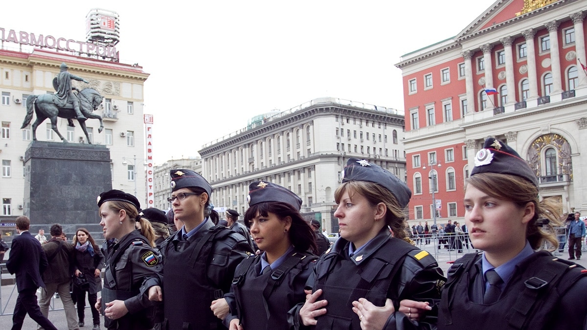 Полиция 2011. Милиция 2010. Милиция 2007 год. Форма полиции 2010. Форма милиции до 2010.