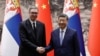 Kineski predsednik Si Đinping i predsednik Srbije Aleksandar Vučić rukuju se nakon ceremonije potpisivanja u Velikoj sali naroda u Pekingu, Kina, 25. maja 2026.