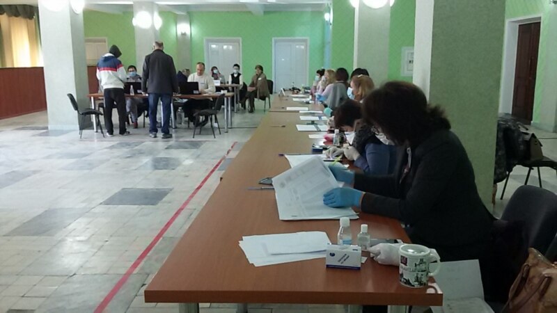 CEC propune mărirea de aproape cinci ori a numărului de secții de votare din Rusia
