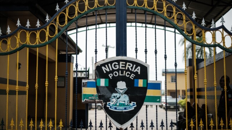 В Нигерии после протестов распустили спецназ полиции
