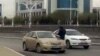 Ашхабадская полиция не выполняет решение суда о выдаче женщинам водительских удостоверений