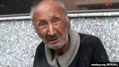 Порно фильм: Анасы қызын оқытады