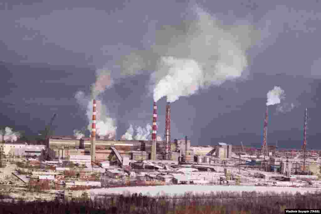 Beginning in 1966, the Baikalsk Pulp and Paper Mill slurped the lake’s pristine waters into its production floor, where as many as 2,000 people were once employed. After years of bitter debate, the unprofitable mill closed in 2013.
