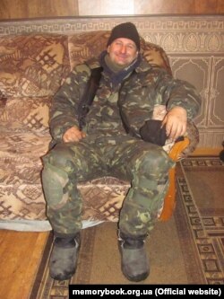 Дядя Вова, Володимир Козак, був поранений ще до підриву нового терміналу. Коли поранених вивозили – вирішив залишитися в аеропорту. Загинув під завалами разом зі «Скляром»