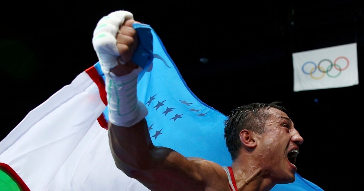 Guruh jinsiy aloqa ikkiga ikkiga Eshakdagi gozal mulatto