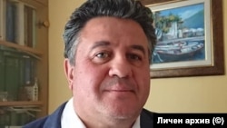 Д-р Светлозар Василев