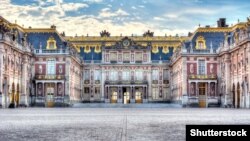 Версальський палац – колишня резиденція французьких королів 