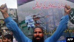 La o demonstrație anti-indiană cu participarea unor militanți radicali din Pakistan