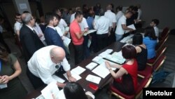 Armenia -- Delegates of the ruling Civil Contract party's congress elect a new party board in secret ballot, Yerevan, June 16, 2019.