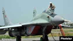 Orsýetiň MiG-29 söweş uçary, Erebuni howa bazasy, Ermenistan