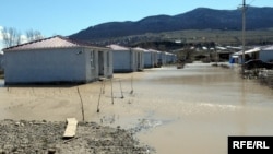 Поселок Церовани, где после августовской войны размещены беженцы из Цхинвальского региона, затопило после проливных дождей