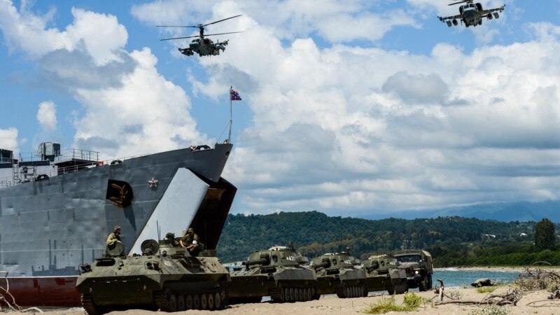 Летом подразделения ЮВО выполнили более 550 боевых упражнений в горах и на побережье Абхазии