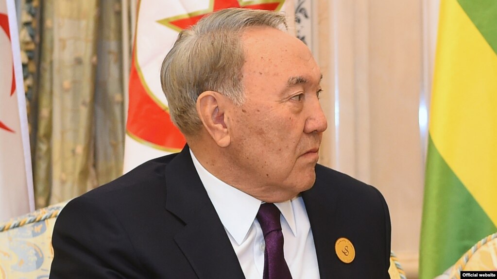 Qazaqstan prezidenti Nwrswltan Nazarbaev Er-Riyadtağı sammitte. Saud Arabiyası, 21 mamır 2017 jıl.