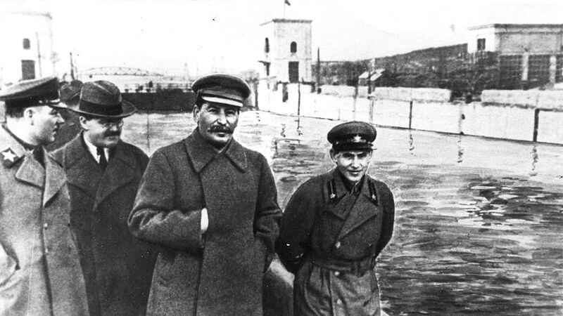 Сталин: Өз өлүмүн тездеткен диктатор