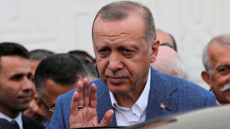 Эрдоган: системы С-400 в июле должны прибыть из России в Турцию 