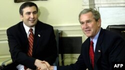 Михаил Саакашвили и Джордж Буш-младший, 2004 год