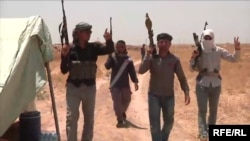 Добровольцы иракской армии возле города Киркук
