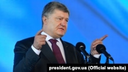 Президент України Петро Порошенко зустрівся із фракцією БПП