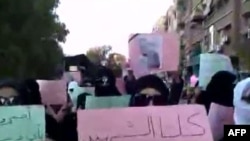 Антиправительственные демонстрации в Сирии.