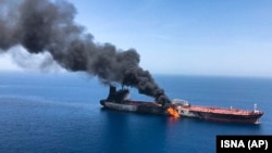 Пожар на танкере в Оманском заливе, 13 июня 2019 года 