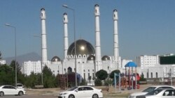Türkmenistanda metjitlerde maska talap edilýär, Remezanyň öňüsyrasy käbir bazarlar açylýar