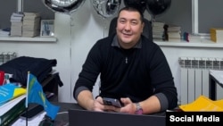 Заңгер әрі блогер Әділетхан Молдахан