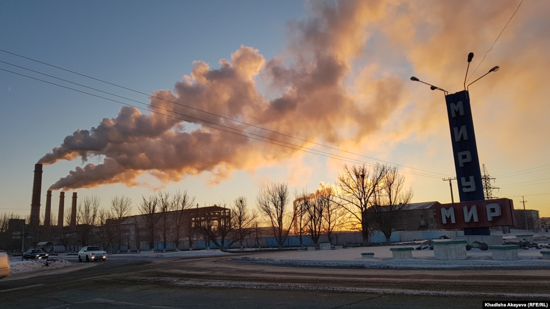 Сексуалды салт атты әйелдің суреті