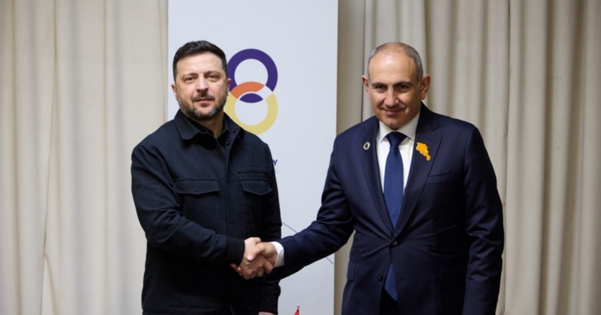 Зеленський про свій візит до Вірменії: відновлення діалогу важливе