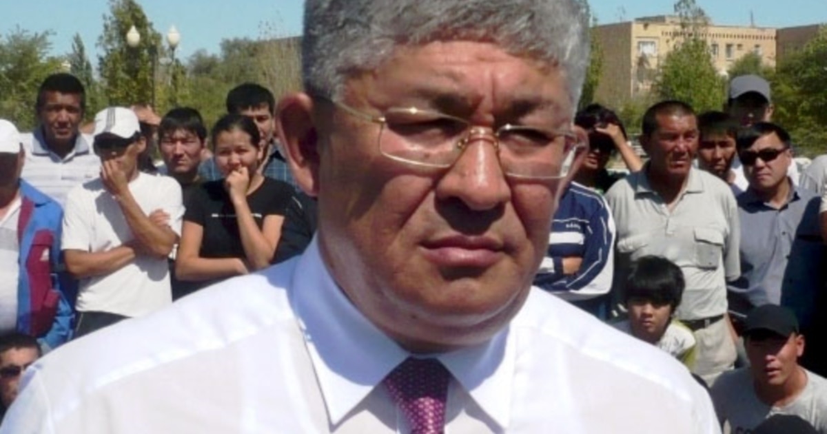 Көшеде қырынбаған